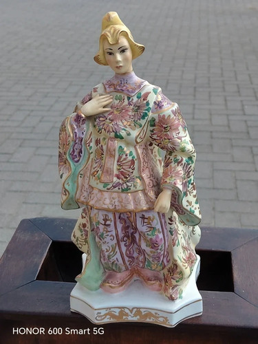 Figura ceramica liani - in, ceramica,